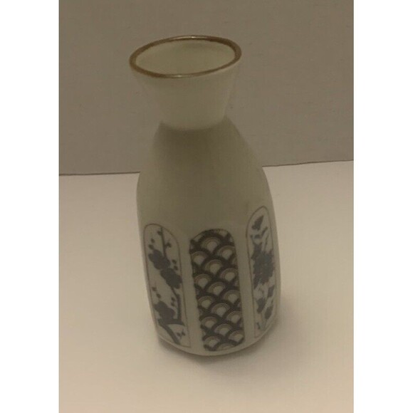 Japanese OTAGIRI ORIGINAL Wine Sake Set Jug (Flask) 4 Cups Four Seasons MIB - Picture 4 of 14